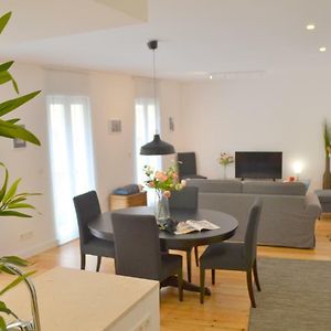 RH BOMBARDA | 5, Lisbon Deluxe Apartment